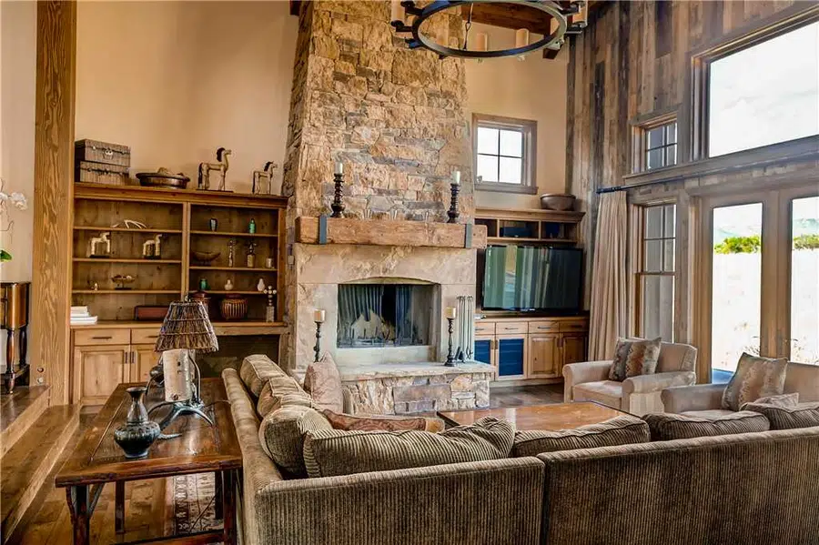 http://skiparkcitylodging.com/